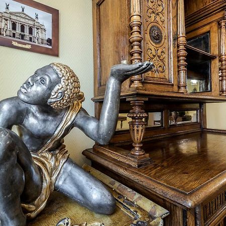 George Apartment Lviv Bagian luar foto